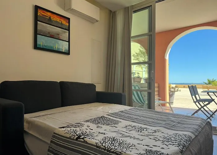 Cap Esterel - 2 Pieces Vue